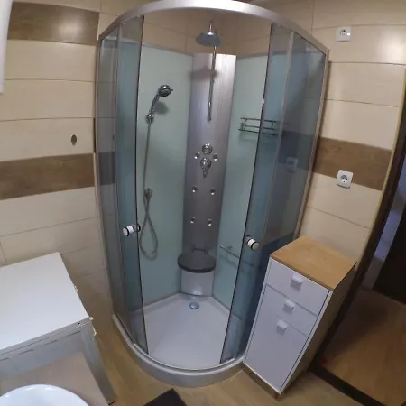 4+1 公寓 德拉马利